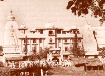 Nityananda Ashram at Ganeshpuri